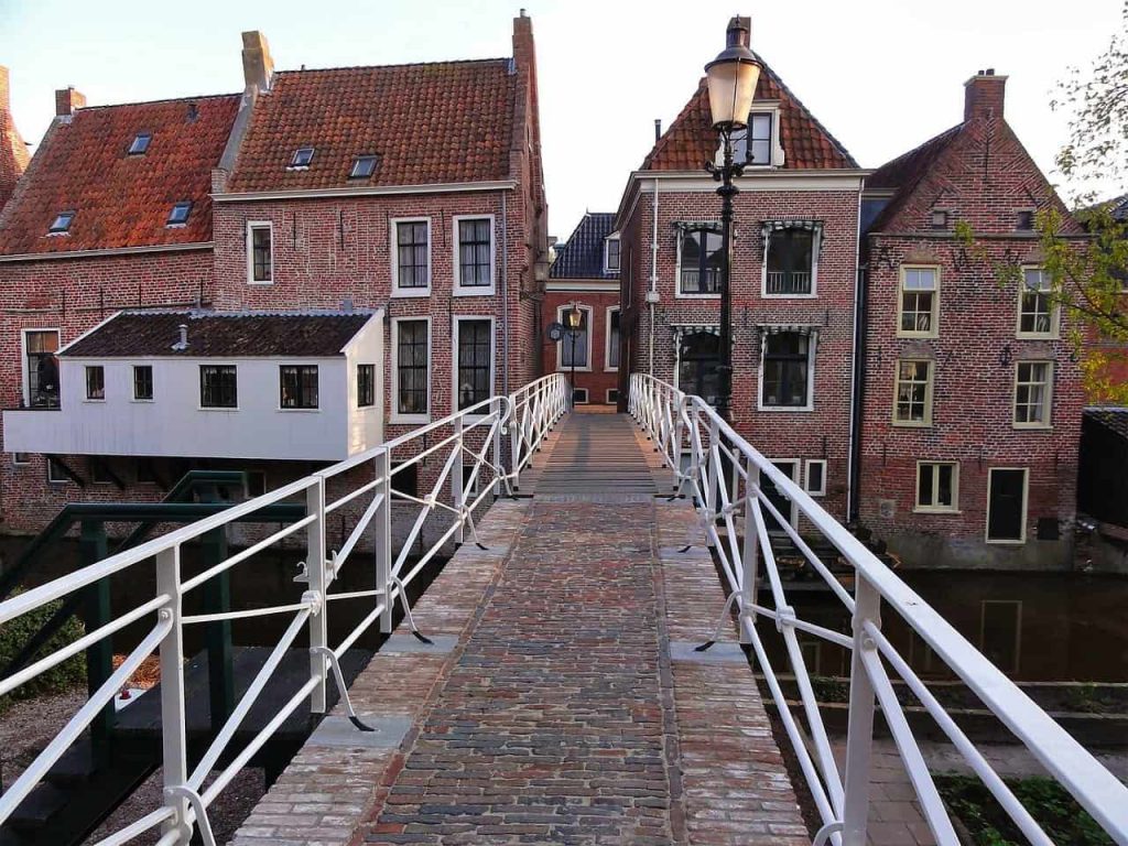 De 12 mooiste steden in Nederland voor een leuk dagje uit nederland appingedam pixabay 1024x768 - De 12 mooiste steden in Nederland voor een leuk dagje uit