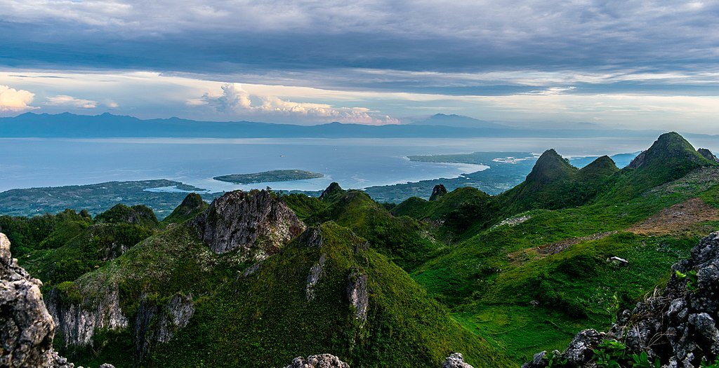 cebu wikimedia - De 19 mooiste eilanden in de Filipijnen: tropische paradijsjes!